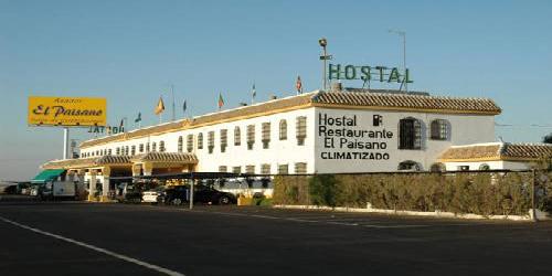 OYO Hostal El Paisano