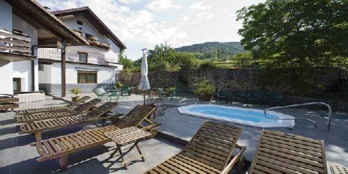 Hostal Rural Salazar