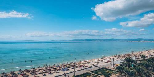 AYA Seahotel
