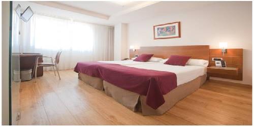 Duerming Longoria Plaza Hotel