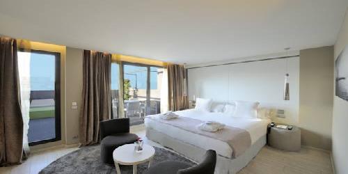GRUMS HOTEL & SPA