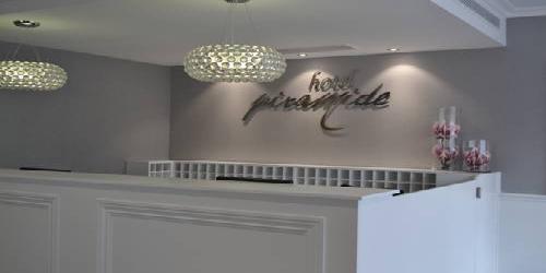 Hotel Piramide