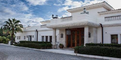 Hotel Villarocamar