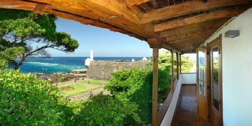 Isla Baja Suites
