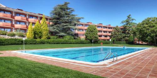 Montserrat Hotel & Training Center