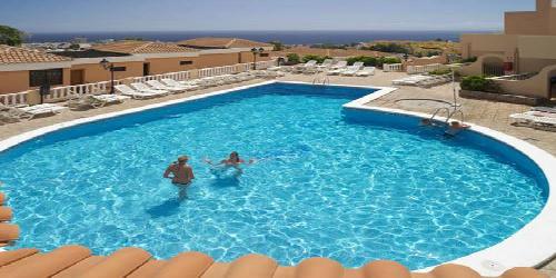 Paradise Court Aparthotel