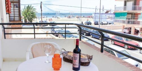 Two-Bedroom Apartment Santa Pola with Sea View 03
