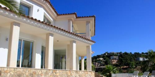 Villa De Oro