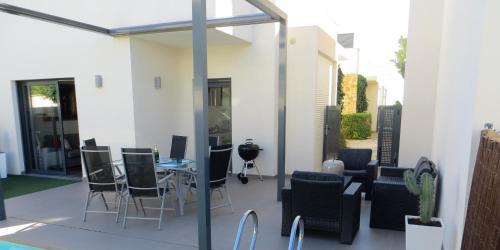 Villa with 2 bedrooms in Rojales with private pool enclosed garden and WiFi 8 km from the beach