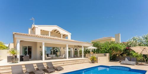 Villa Maria