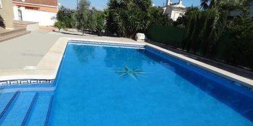 Magnificent villa for large families in San Fulgencio