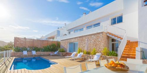 Villa Serretes