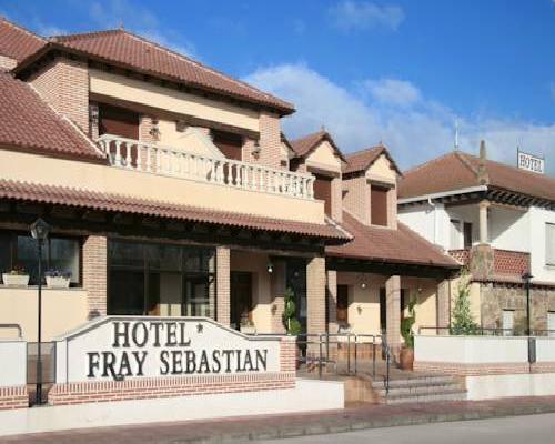 Hotel Fray Sebastian - Nava de la Asunción