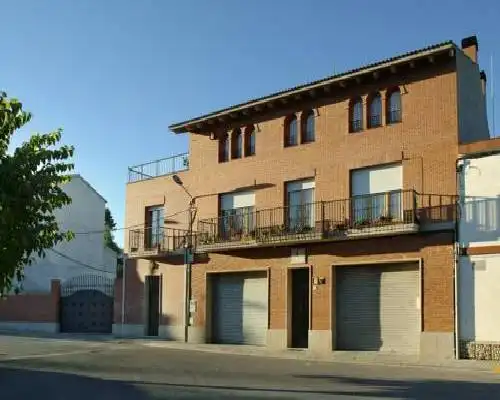Agroturisme Cal Jeroni - Avinyonet