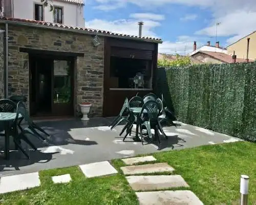 Albergue San Anton - Melide