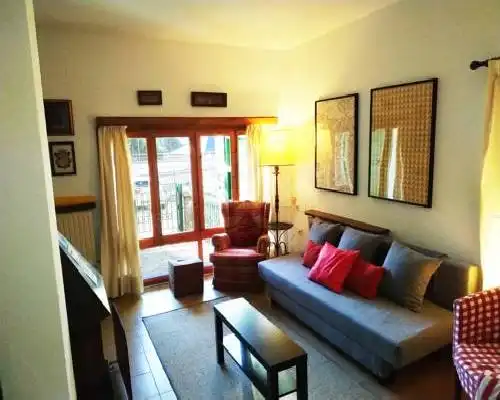 Apartamentos 3000 Escarrilla - Escarrilla