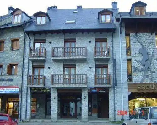 Apartamentos Los Lagos - Benasque