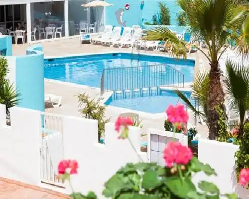 Apartamentos Oasis Sa Tanca - Cala Llonga