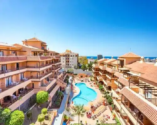 Coral Los Alisios - Los Cristianos