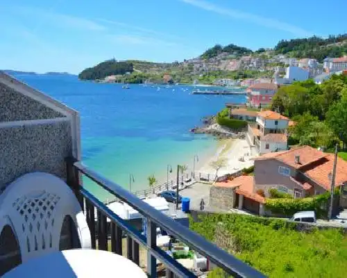 Apartamentos Sinás Playa - Raxo
