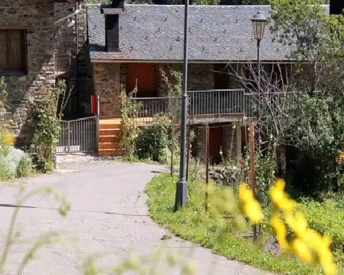 Apartaments Turístics Vilaró - Llorts