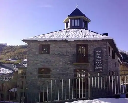 Aparthotel Peña Telera Resort - El Pueyo de Jaca