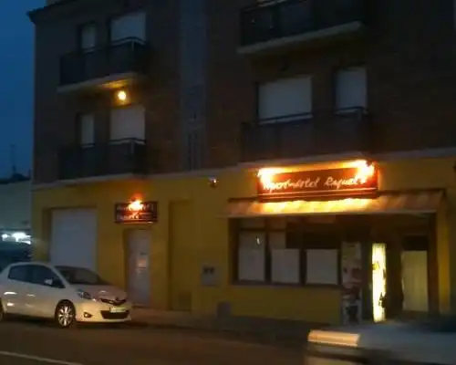 Aparthotel /Apartamentos Turísticos Raquel's - Sant Pere Pescador