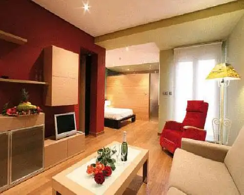 Hospedium Cañitas Suites - Casas Ibáñez