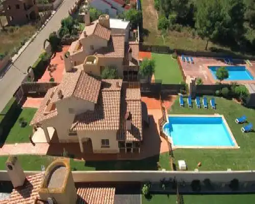 Casa Neus Barà - Roda de Bará