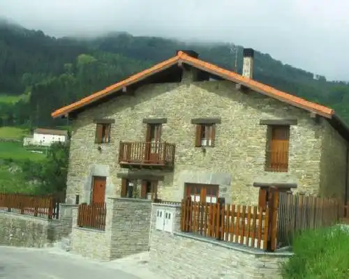 Caserio Gaztelu - Gaztelu
