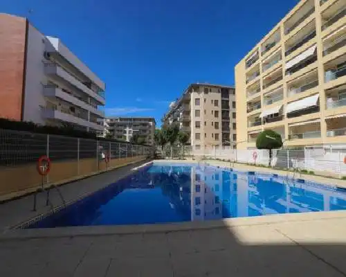 Different Aquario - La Pineda