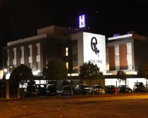 Escuderos Hotel Cruz - Argamasilla de Calatrava