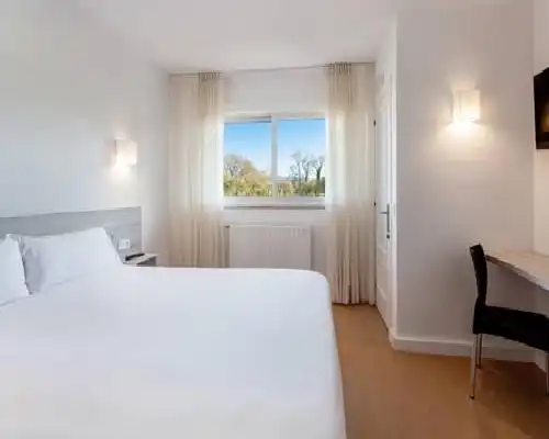 B&B Hotel Oviedo - Viella