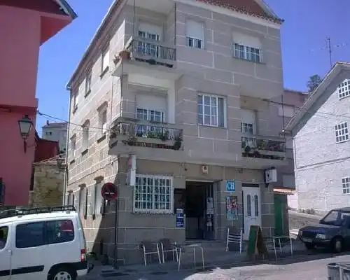 Hogar del Puerto - Combarro