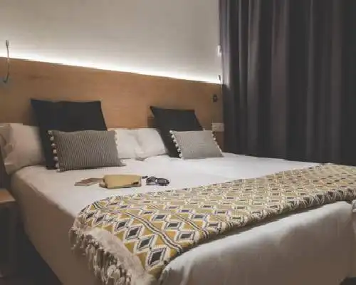 Hostal Arriazu - Pamplona