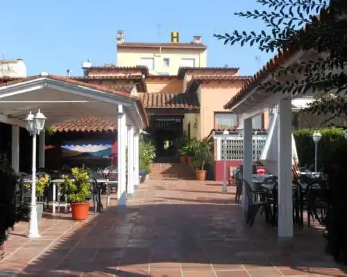 Hostal Can Pou - Vidreres