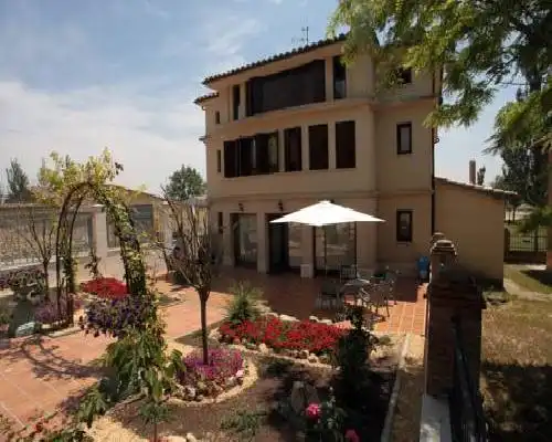 Hostal Infanta Doña Leonor - Villalcázar de Sirga