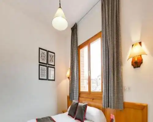 OYO Hostal La Posada - Espirdo