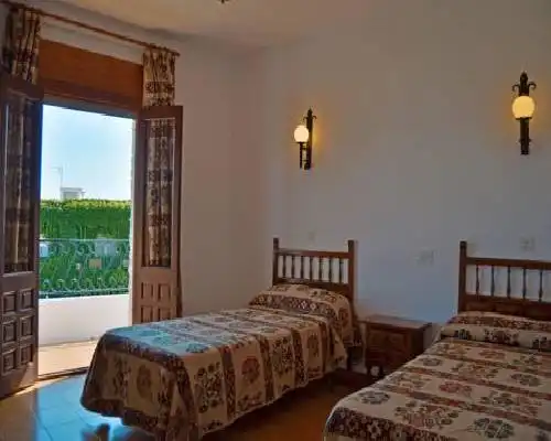 Hostal Las Perdices - Válor