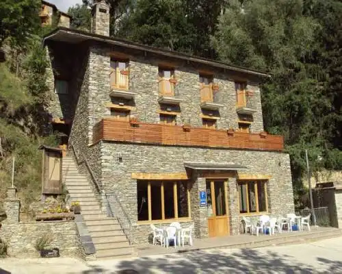 Hostal Les Roquetes - Queralbs