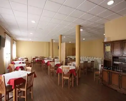 Hostal Restaurante El Silo - Santa María del Páramo