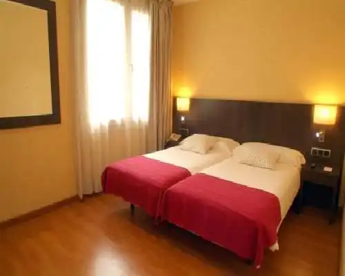 Hotel 1948 Manresa - Manresa