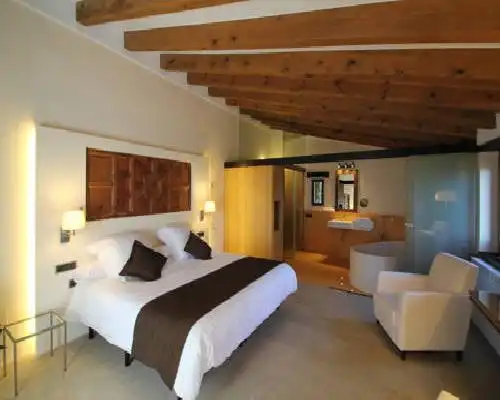 Hotel Can Cuch - Cánoves