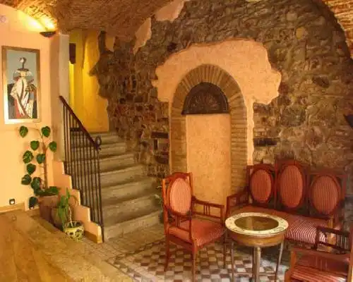 Hotel Don Carlos Cáceres - Cáceres