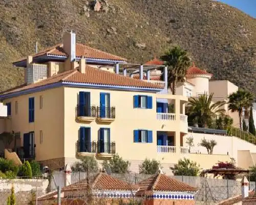 Hotel Mayarí - Calabardina