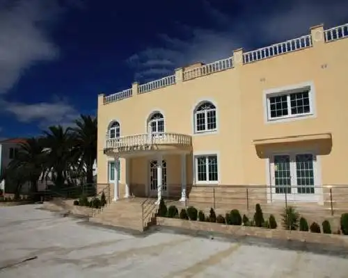 Hotel Villaclara - Hospitalet de l'Infant
