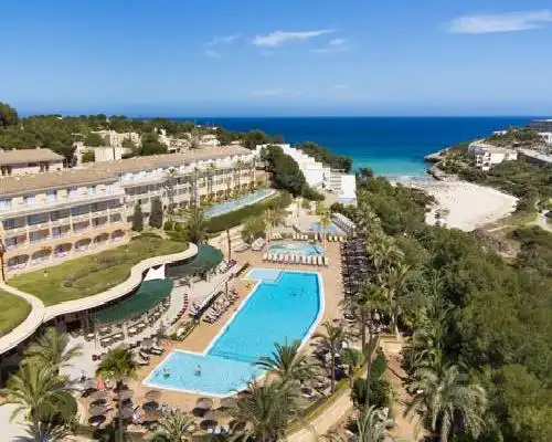 Insotel Cala Mandia Resort - Cala Mendia