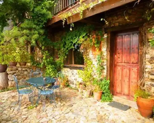 Jardines del Robledo-Albar - San Miguel del Robledo