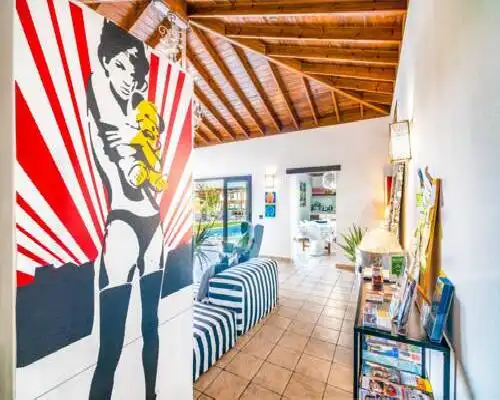 Kalufa Surf House - El Cuchillo