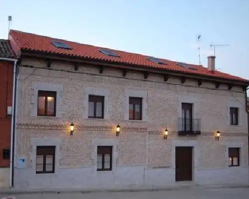 La Casona de Doña Petra - Villarmentero de Campos